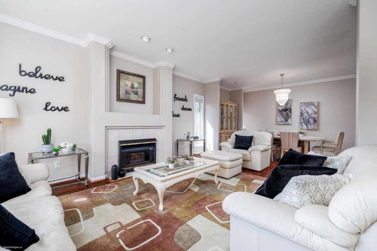 Living Room Photo of 5411 Mccoll Crescent, Richmond, BC