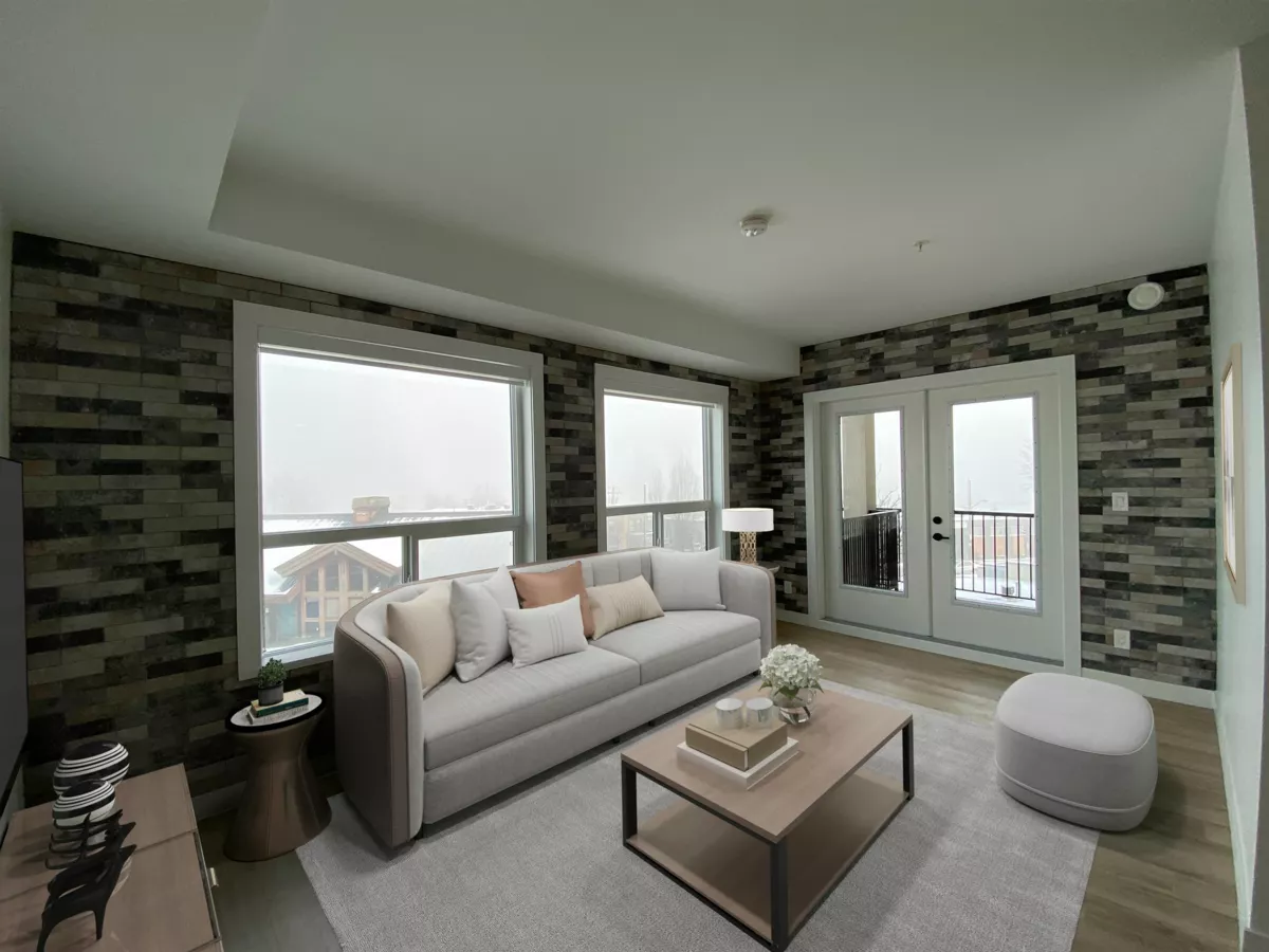 Dining Area Photo of 426 2493 Montrose Avenue, Abbotsford, BC