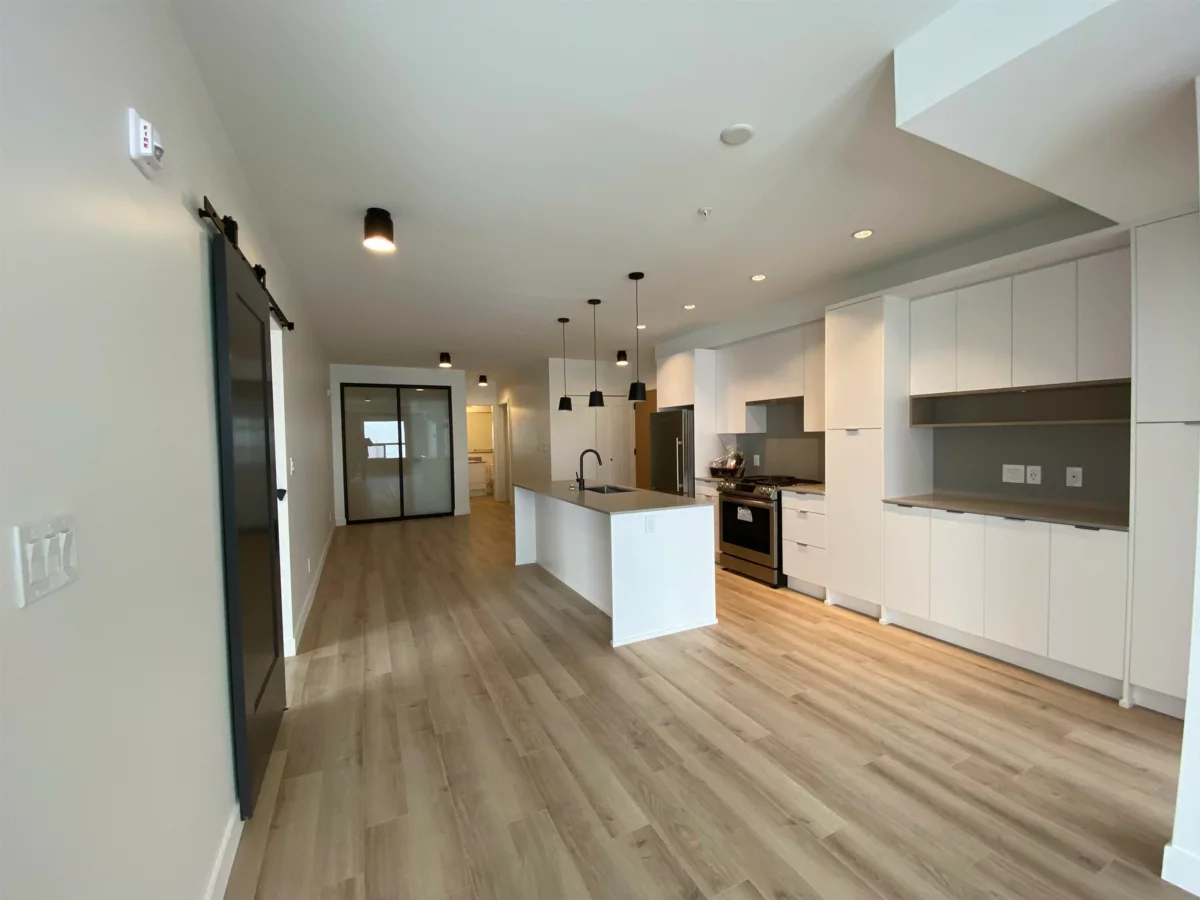 Pantry Photo of 426 2493 Montrose Avenue, Abbotsford, BC