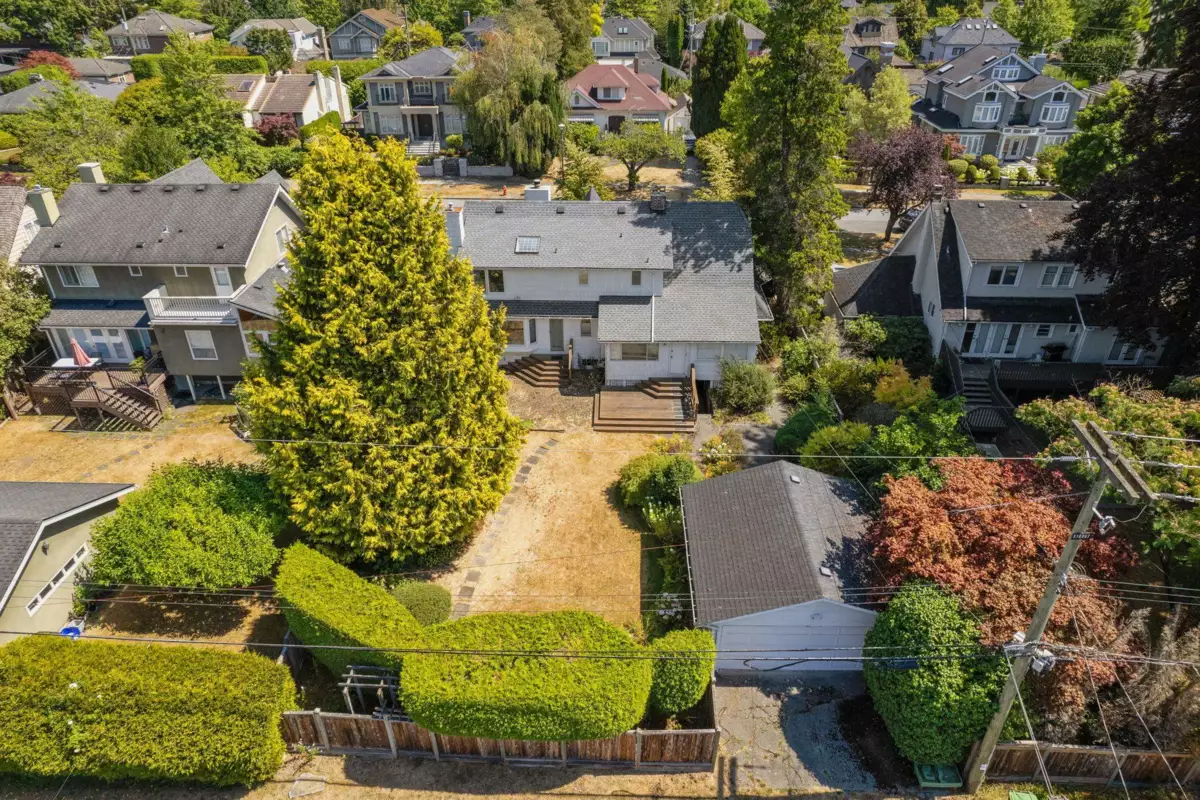 Dining Area Photo of 6925 Cypress Street, Vancouver, BC