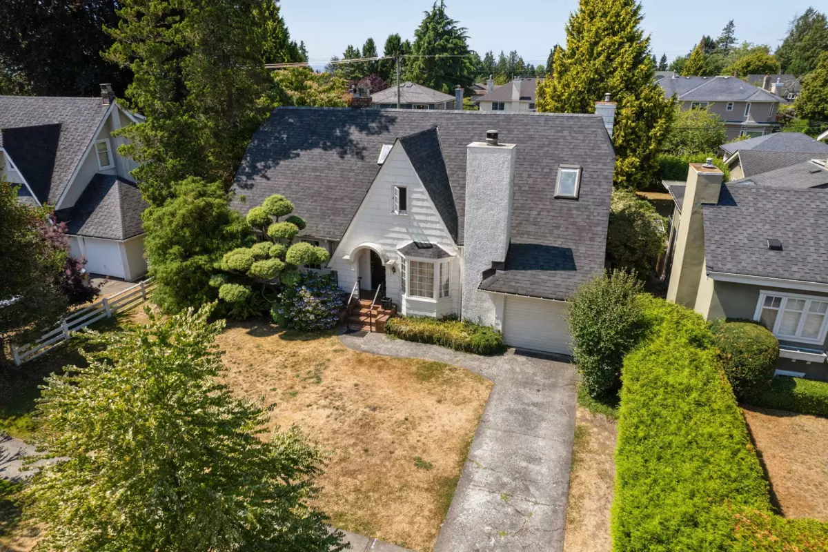 Exterior Front Photo of 6925 Cypress Street, Vancouver, BC