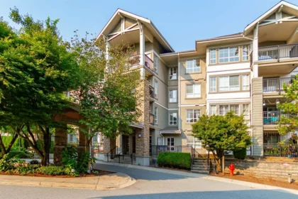 410 9233 Government Street, Burnaby, BC, Burnaby — Apartment/Condo for sale