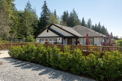 1117 Celia Crescent, Gibsons, BC, Gibsons — Single Family Residence for sale