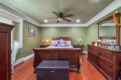 Basement Recreation Room Photo of 14262 71 Avenue, Surrey, BC