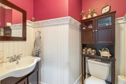 Hot Tub / Spa Photo of 14262 71 Avenue, Surrey, BC