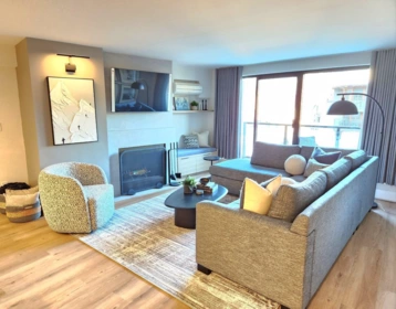 307 4280 Mountain Square, Whistler, BC, Whistler — Apartment/Condo for sale