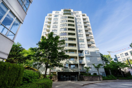 910 3489 Ascot Place, Vancouver, BC