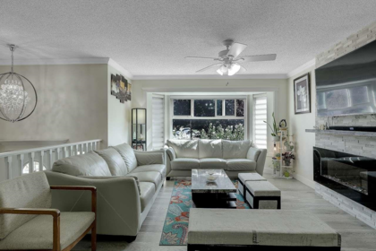 Breakfast Nook Photo of 8063 138a Street, Surrey, BC