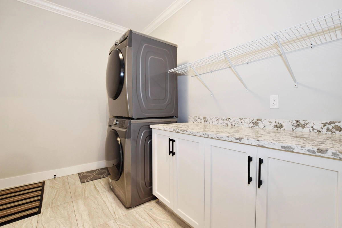 Powder Room Photo of 35262 Ewert Avenue, Mission, BC