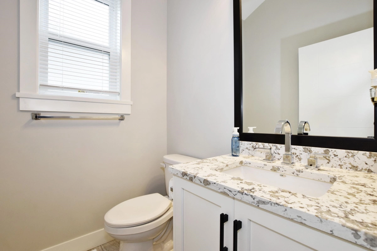 Swimming Pool Photo of 35262 Ewert Avenue, Mission, BC