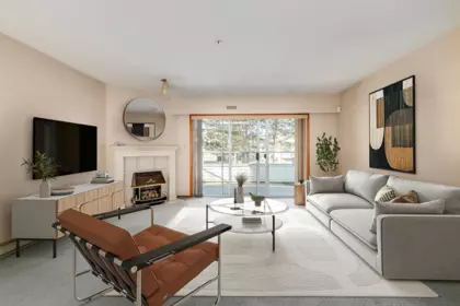 101 5377 201a Street, Langley, BC, Langley — Apartment/Condo for sale