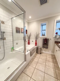 Guest Bathroom Photo of 5346 Hazel Court, Delta, BC