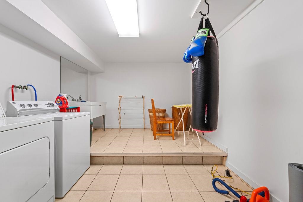 Mudroom Photo of 535 Holdom Avenue, Burnaby, BC