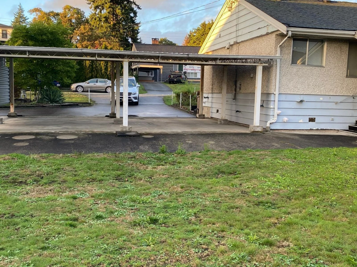 Dining Area Photo of 2130 Craigen Avenue, Coquitlam, BC