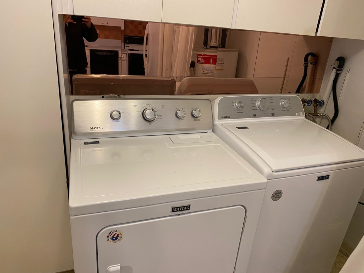 Kitchen Photo of 2130 Craigen Avenue, Coquitlam, BC