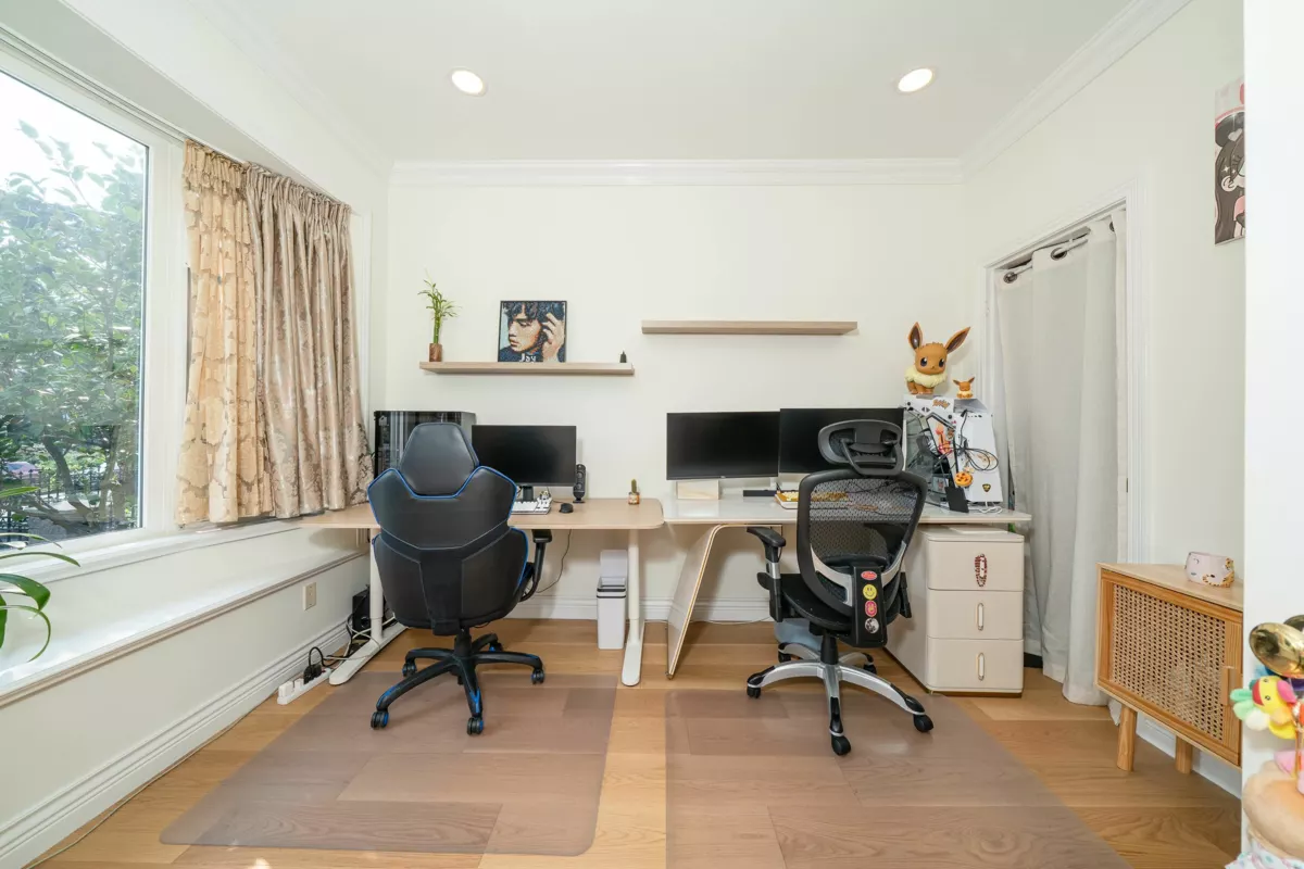 Bedroom 2 Photo of 763 W 64th Avenue, Vancouver, BC