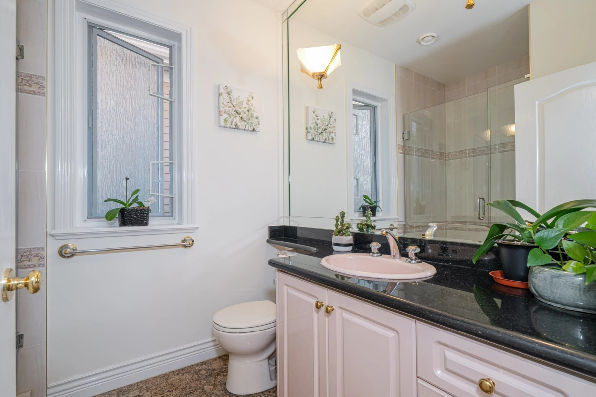 Bedroom 3 Photo of 763 W 64th Avenue, Vancouver, BC