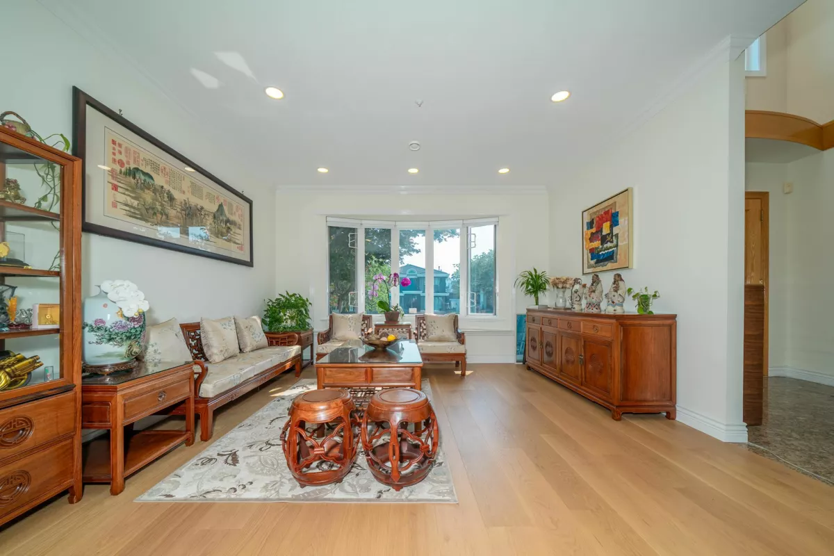 Family Room Photo of 763 W 64th Avenue, Vancouver, BC