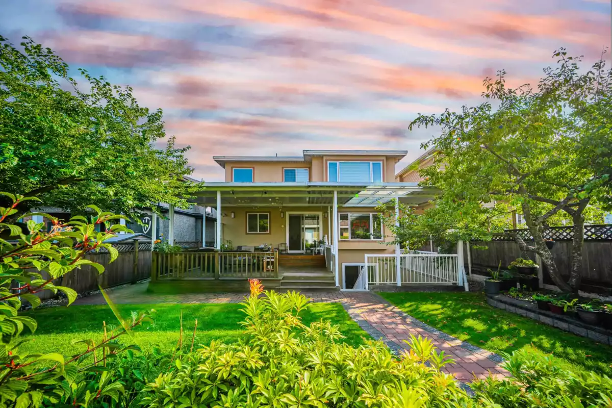 Outdoor Deck Photo of 763 W 64th Avenue, Vancouver, BC