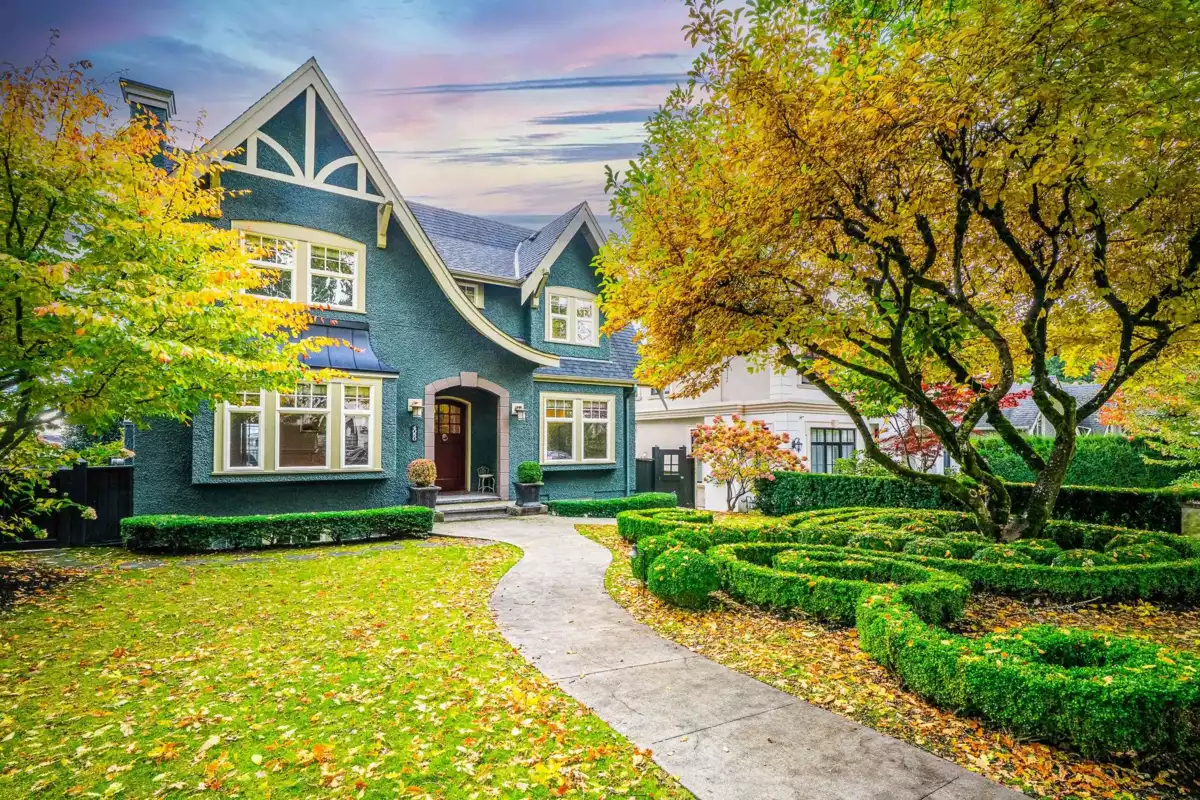 Living Room Photo of 4050 W 33rd Avenue, Vancouver, BC