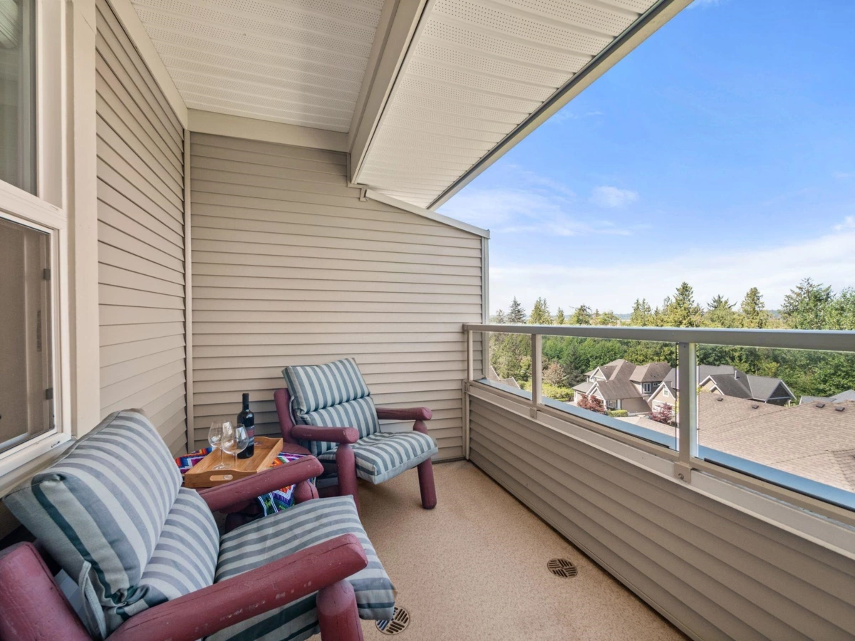 Bedroom 4 Photo of 18 7177 179th Street, Surrey, BC