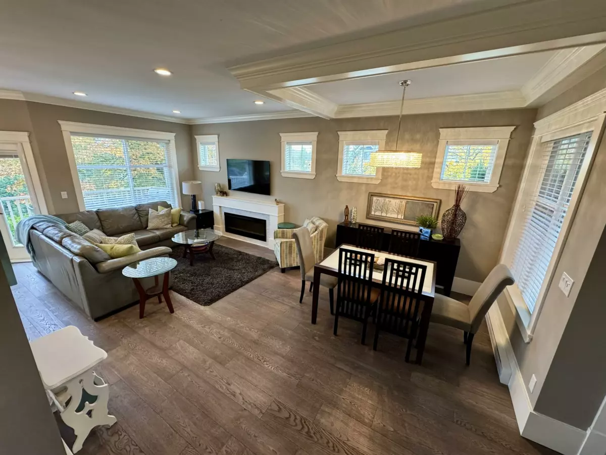 Family Room Photo of 18 7177 179th Street, Surrey, BC