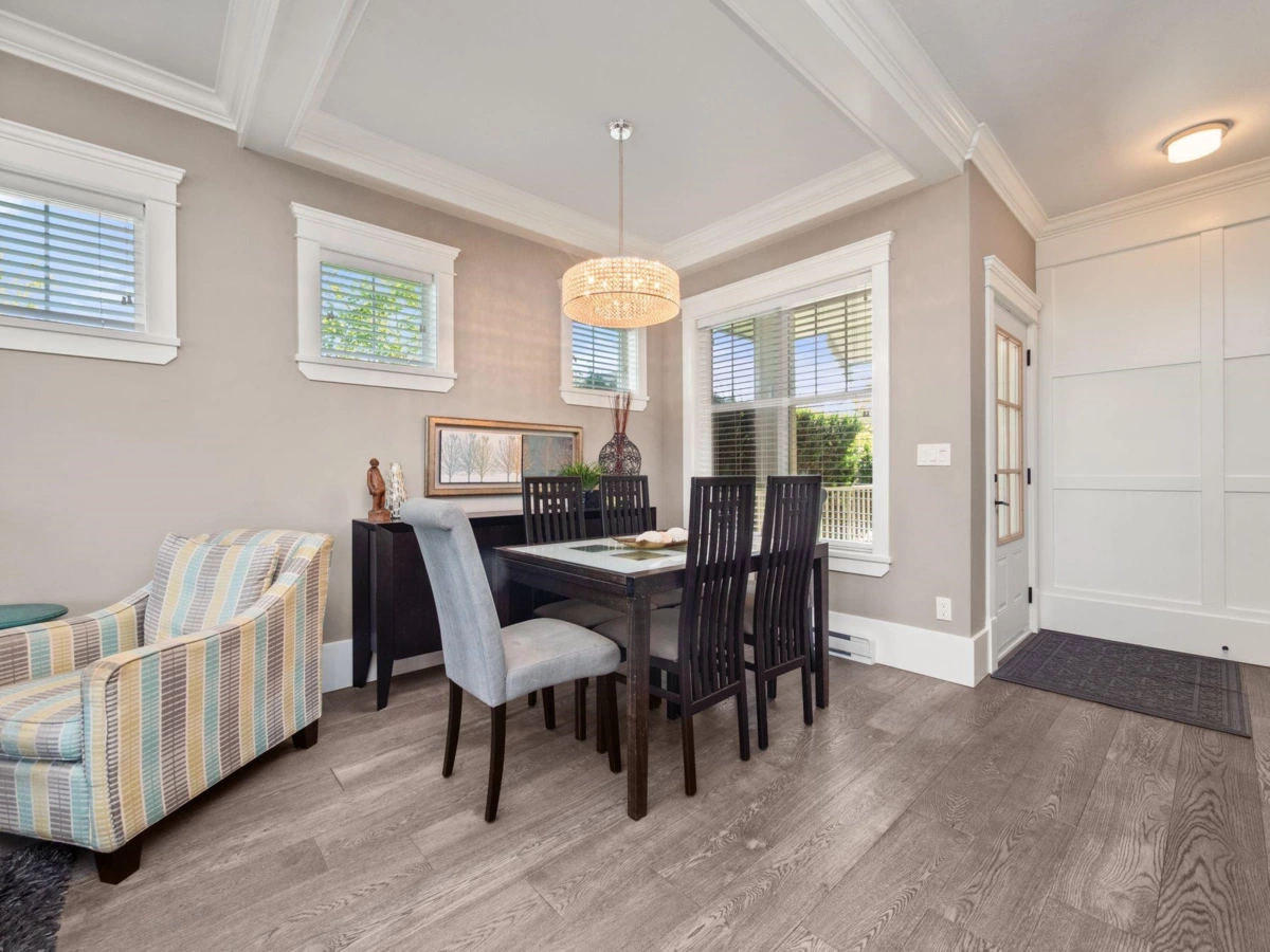 Kitchen Island Photo of 18 7177 179th Street, Surrey, BC
