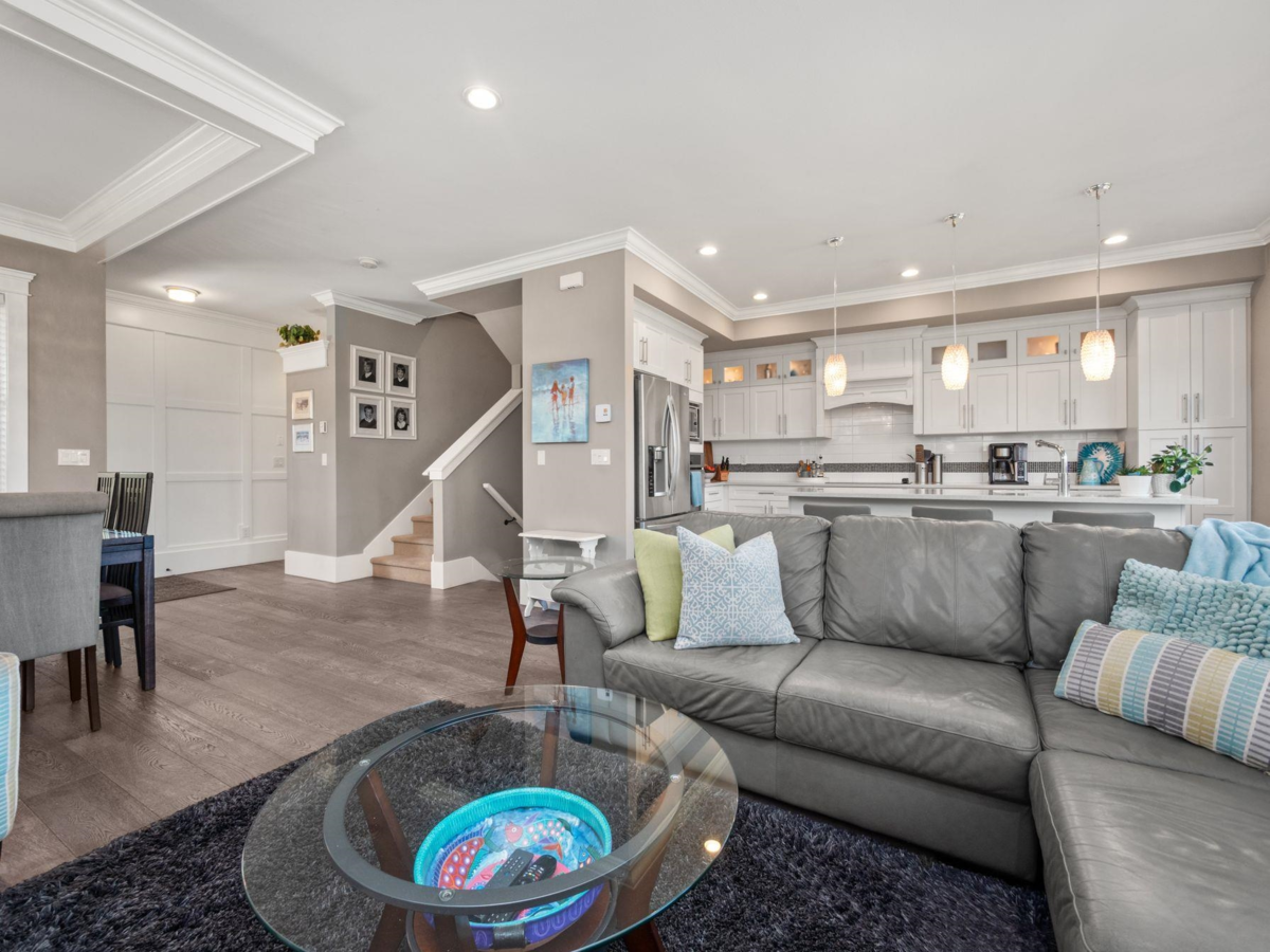 Kitchen Photo of 18 7177 179th Street, Surrey, BC