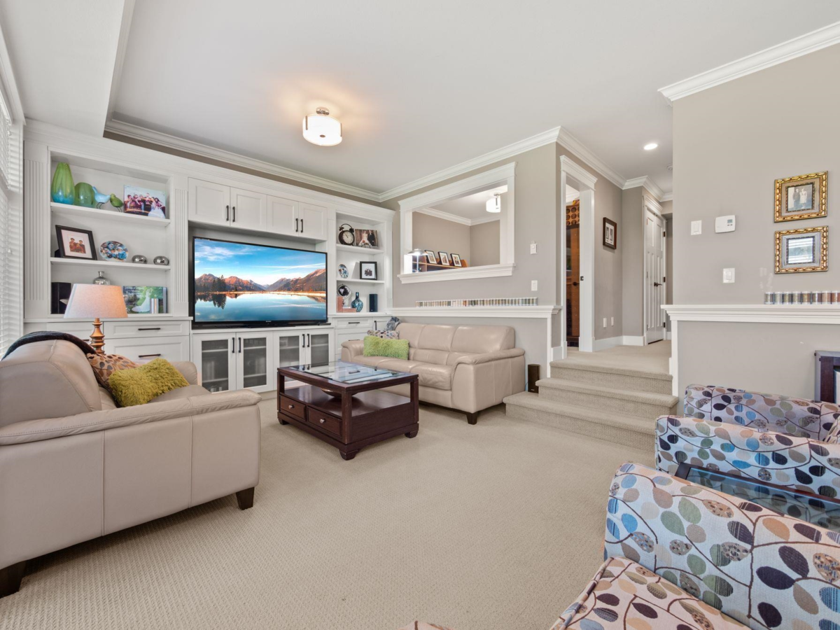 Mudroom Photo of 18 7177 179th Street, Surrey, BC
