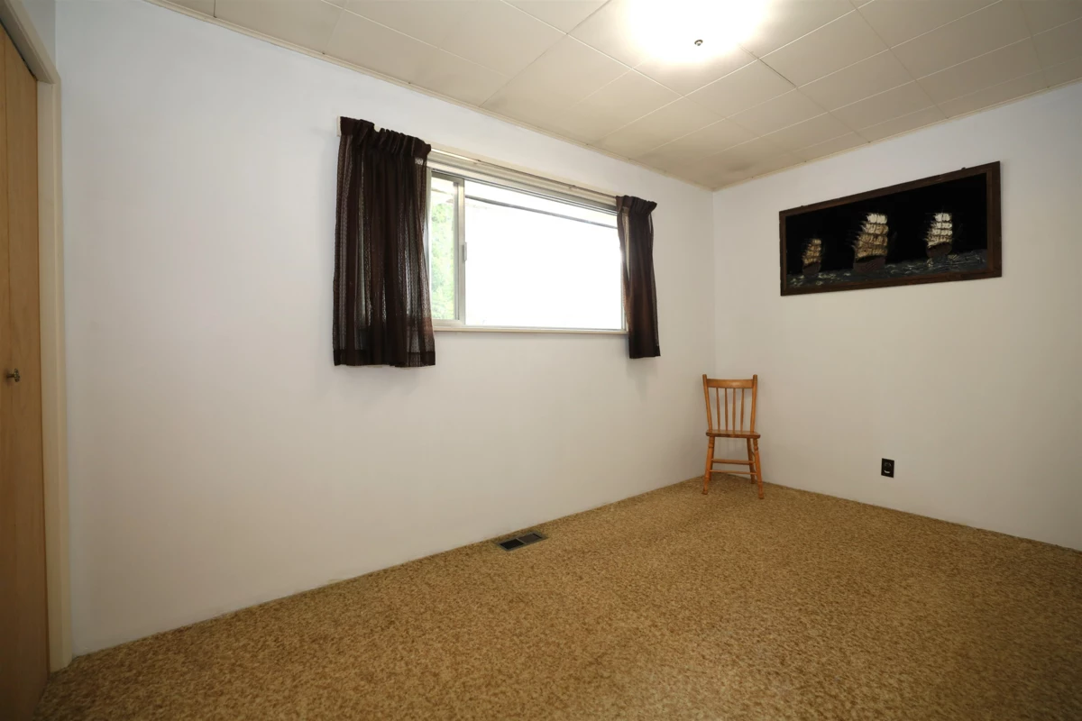 Laundry Room Photo of 588 Veterans Road, Gibsons, BC