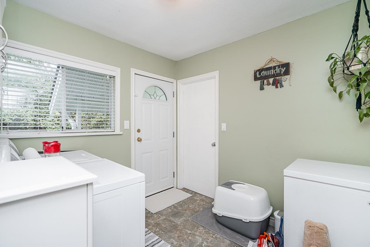 Staircase Photo of 13151 No 3 Road, Richmond, BC