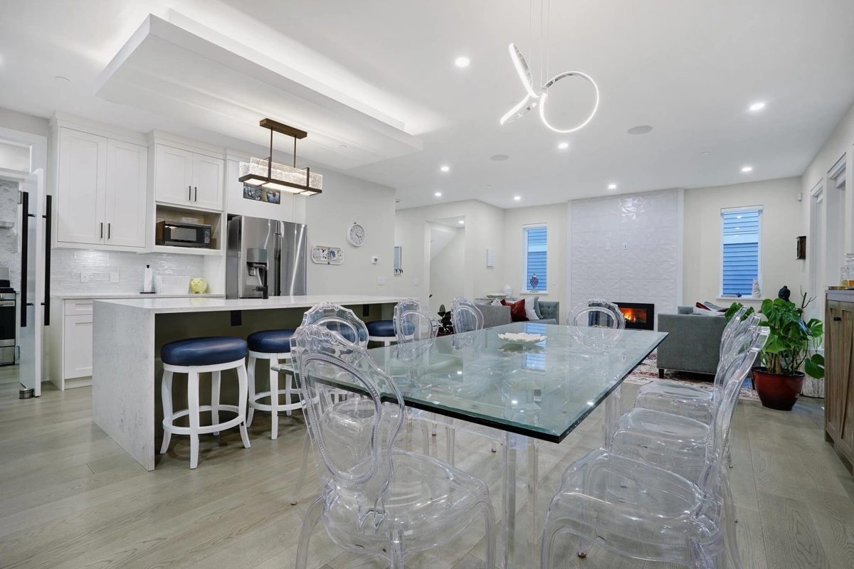 Breakfast Nook Photo of 18 4581 Sumas Mountain Road, Abbotsford, BC