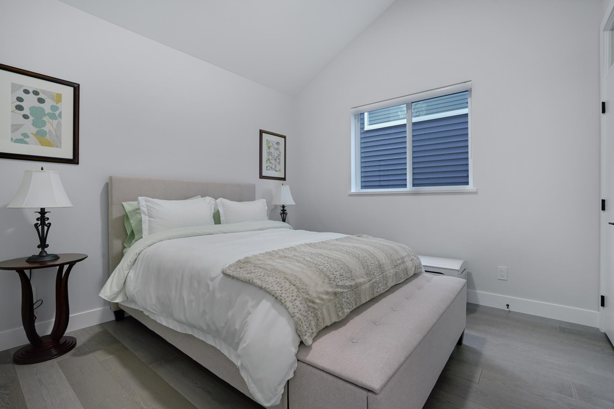 Hallway Photo of 18 4581 Sumas Mountain Road, Abbotsford, BC
