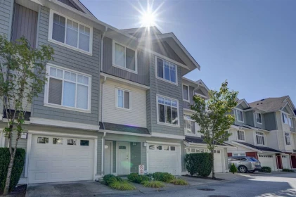 50 19480 66 Avenue, Surrey, BC, Surrey — Townhouse for sale