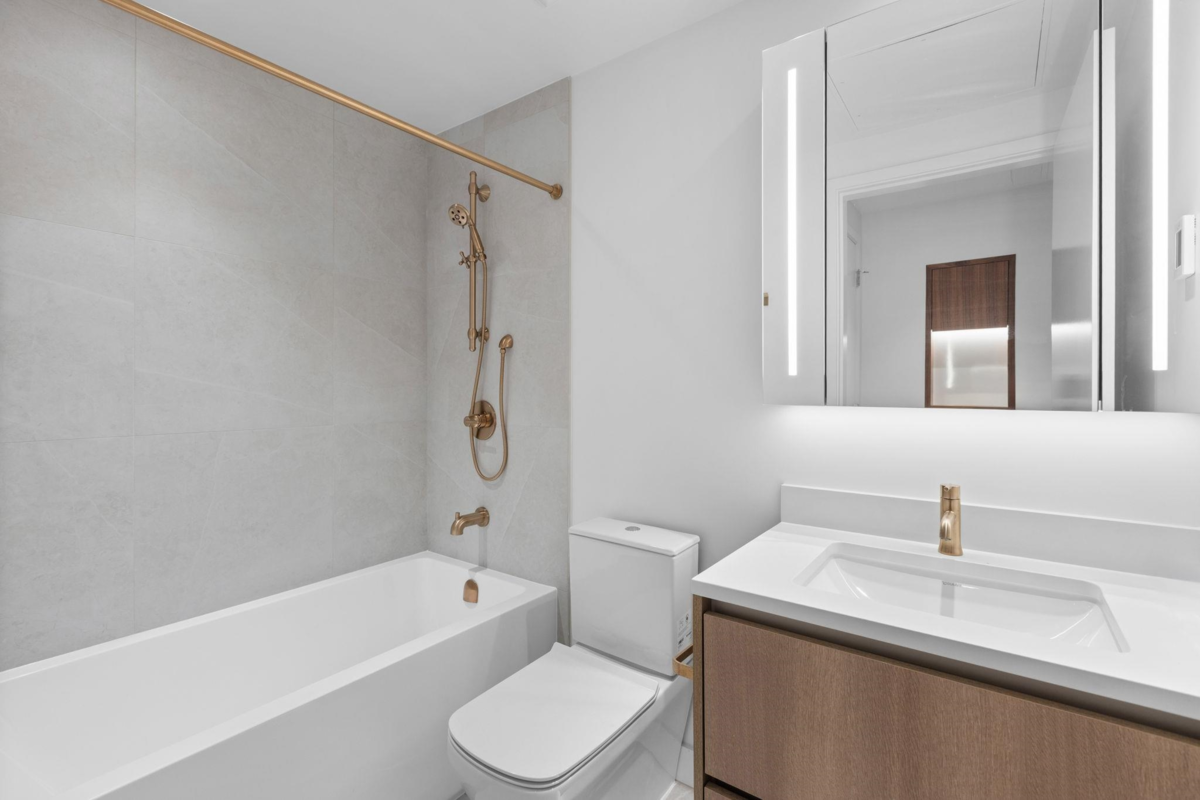 Family Room Photo of 3901 720 Farrow Street, Coquitlam, BC