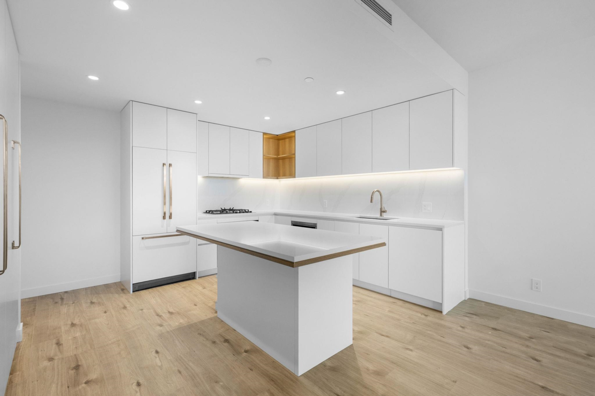 Primary Bedroom Photo of 3901 720 Farrow Street, Coquitlam, BC