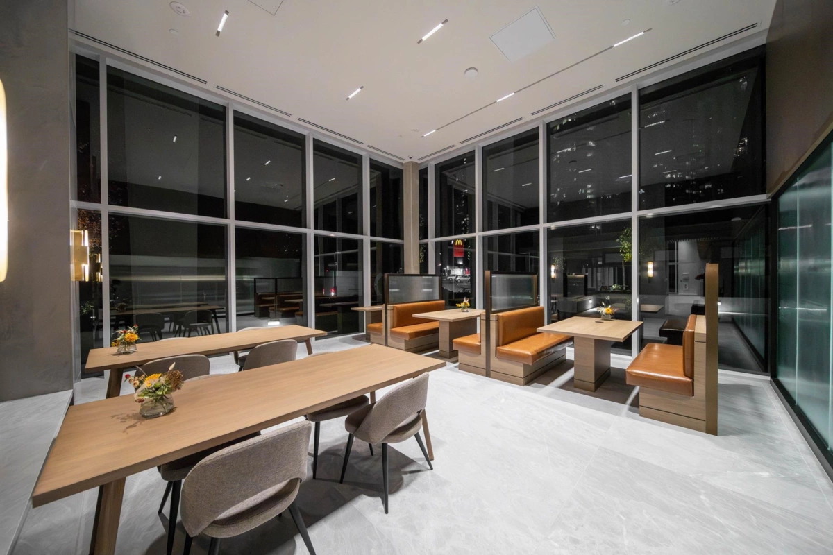 Staircase Photo of 3901 720 Farrow Street, Coquitlam, BC