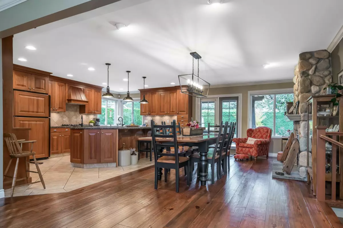 Breakfast Nook Photo of 4226 199a Street, Langley, BC