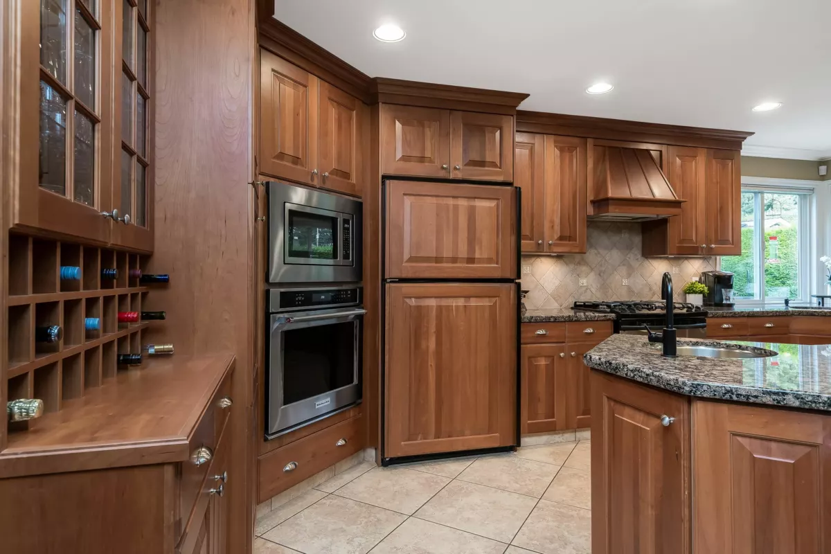 Primary Bathroom Photo of 4226 199a Street, Langley, BC