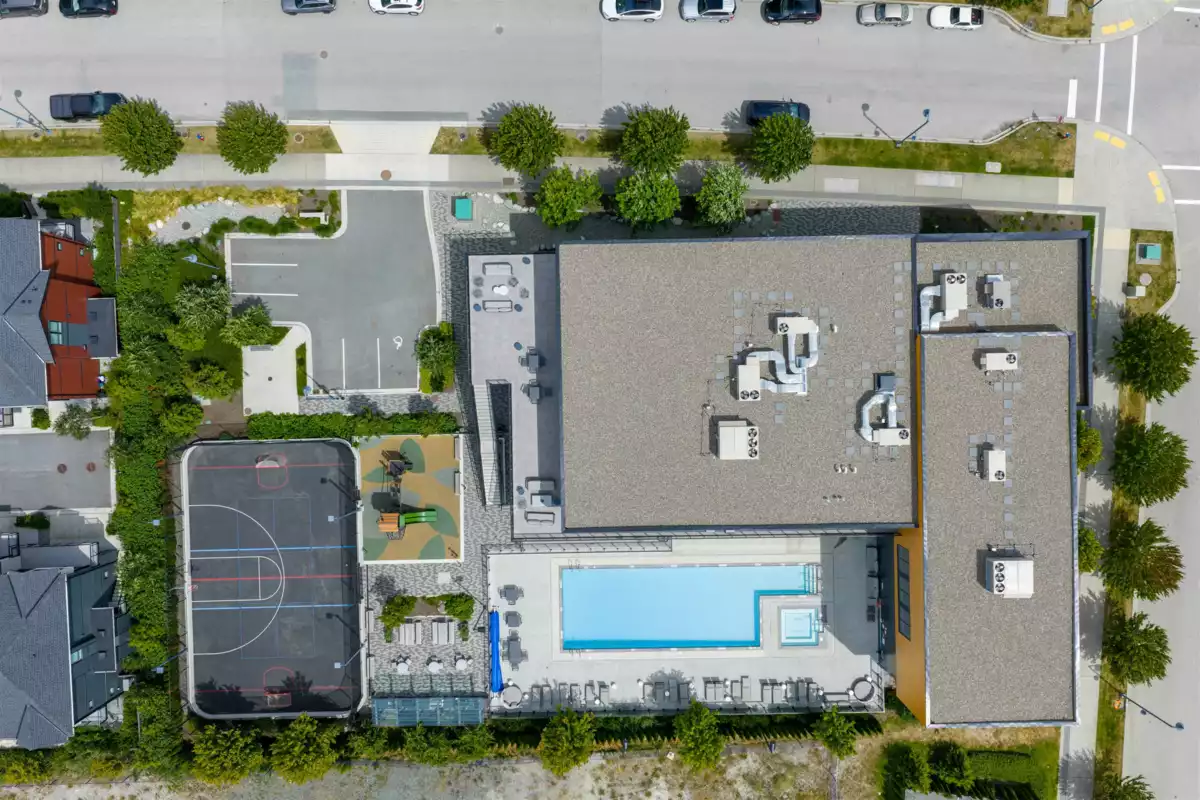 Hallway Photo of 133 4738 Hemlock Way, Tsawwassen, BC