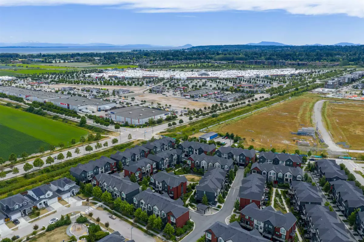 Hot Tub / Spa Photo of 133 4738 Hemlock Way, Tsawwassen, BC