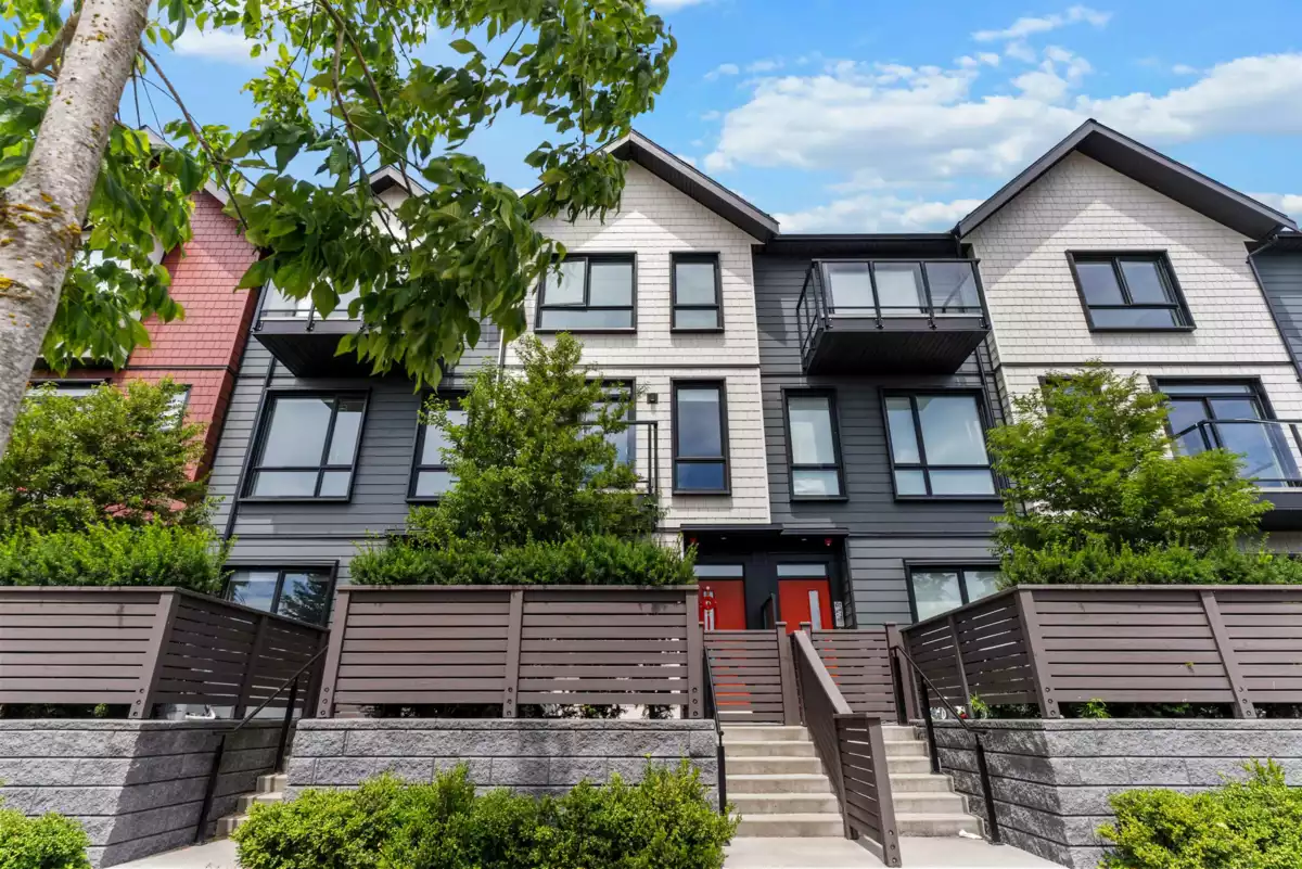 Laundry Room Photo of 133 4738 Hemlock Way, Tsawwassen, BC