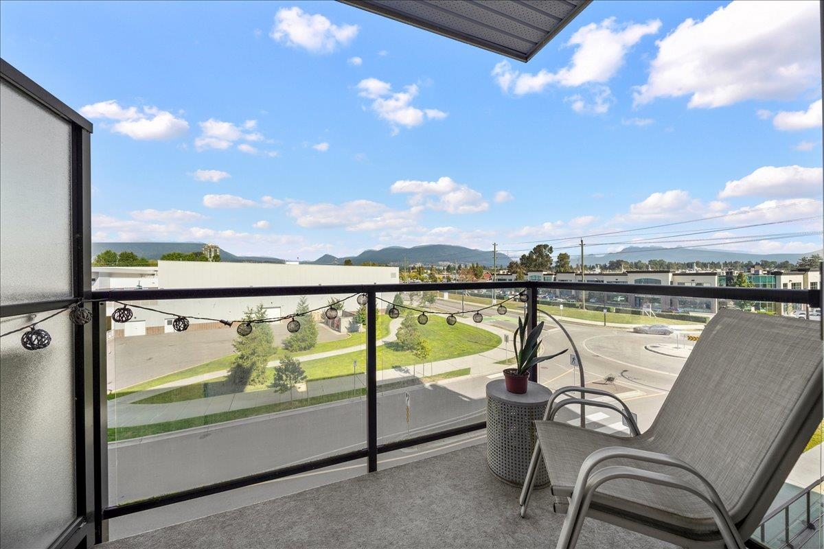 Bedroom 2 Photo of 2303 2180 Kelly Avenue, Port Coquitlam, BC