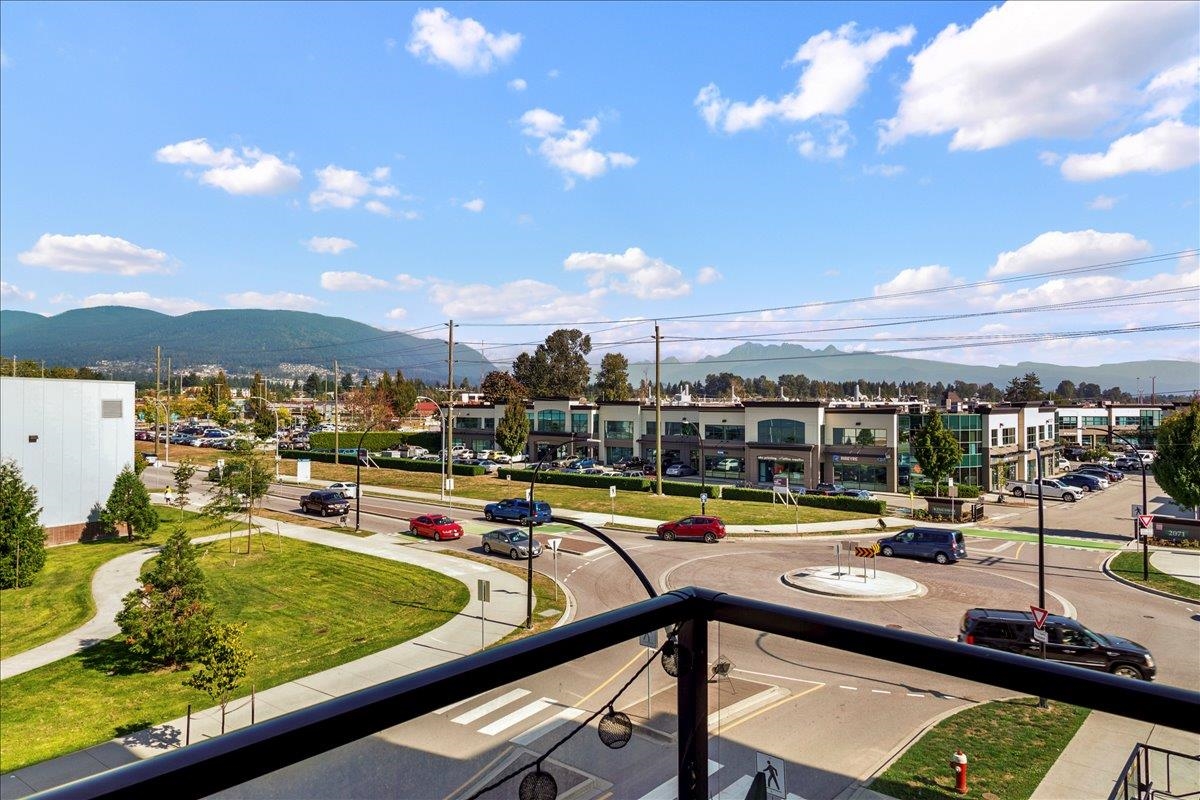 Bedroom 3 Photo of 2303 2180 Kelly Avenue, Port Coquitlam, BC