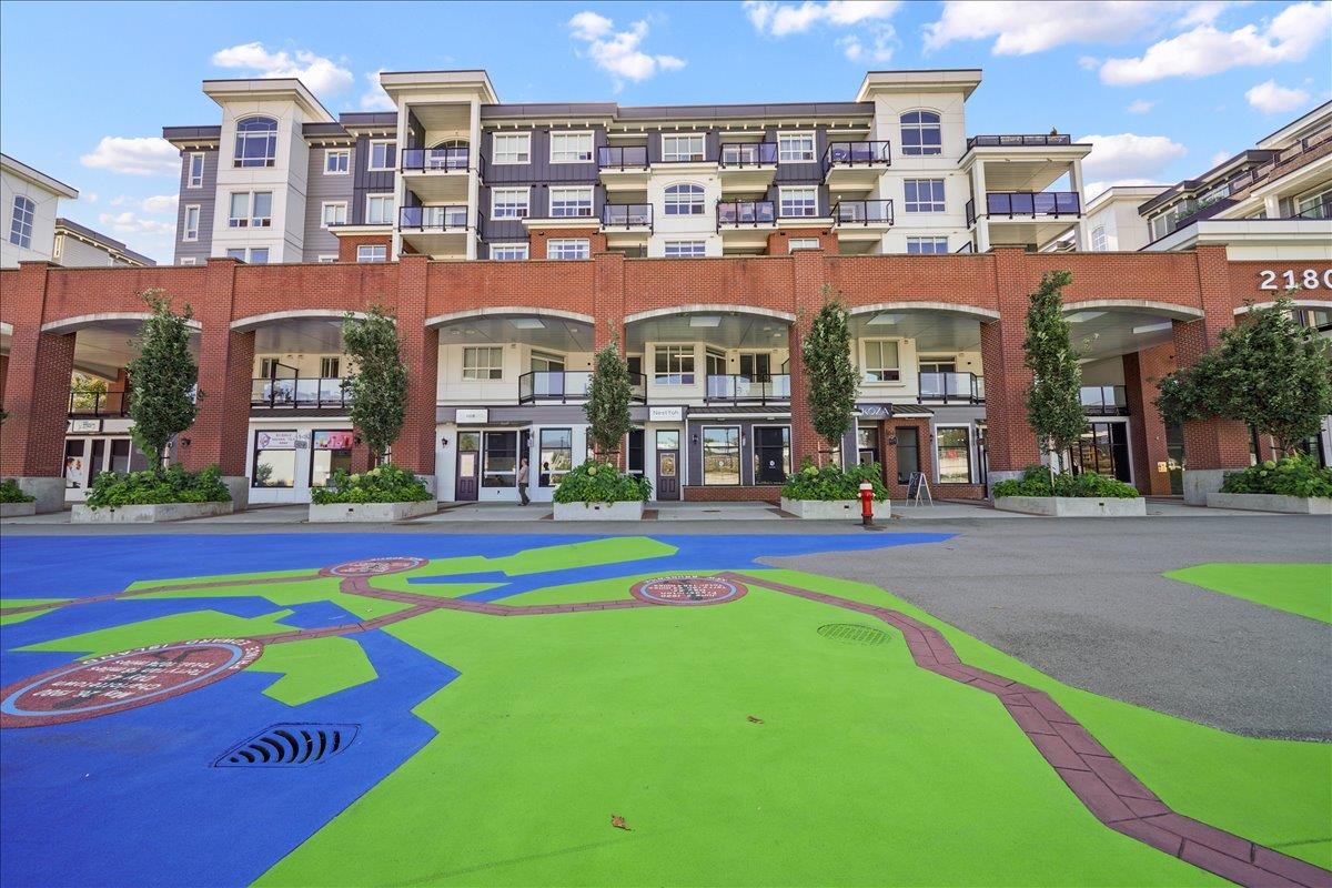 Laundry Room Photo of 2303 2180 Kelly Avenue, Port Coquitlam, BC