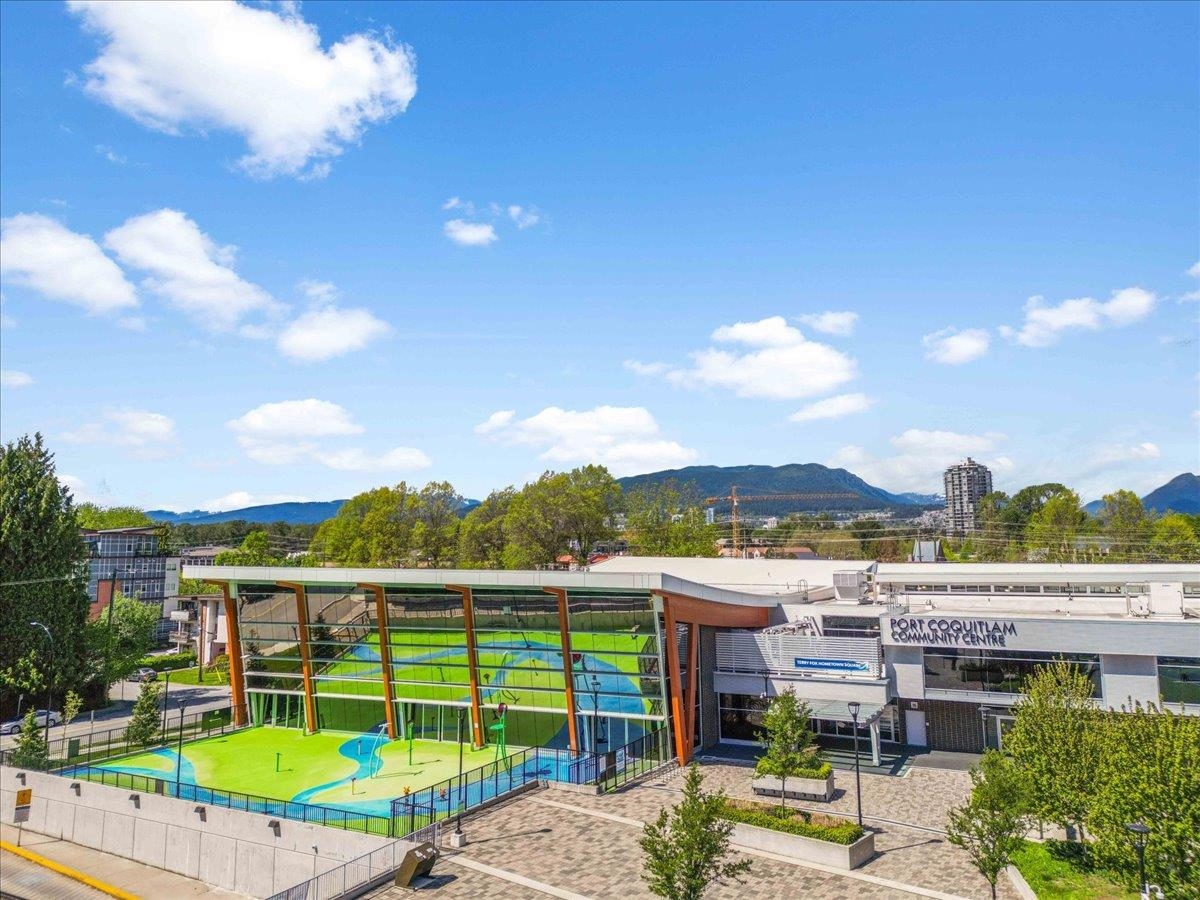 Loft / Bonus Room Photo of 2303 2180 Kelly Avenue, Port Coquitlam, BC