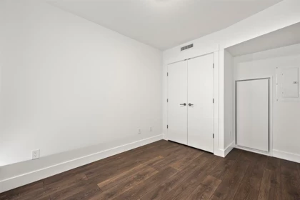 Entry Foyer Photo of 2602 4711 Hazel Street, Burnaby, BC