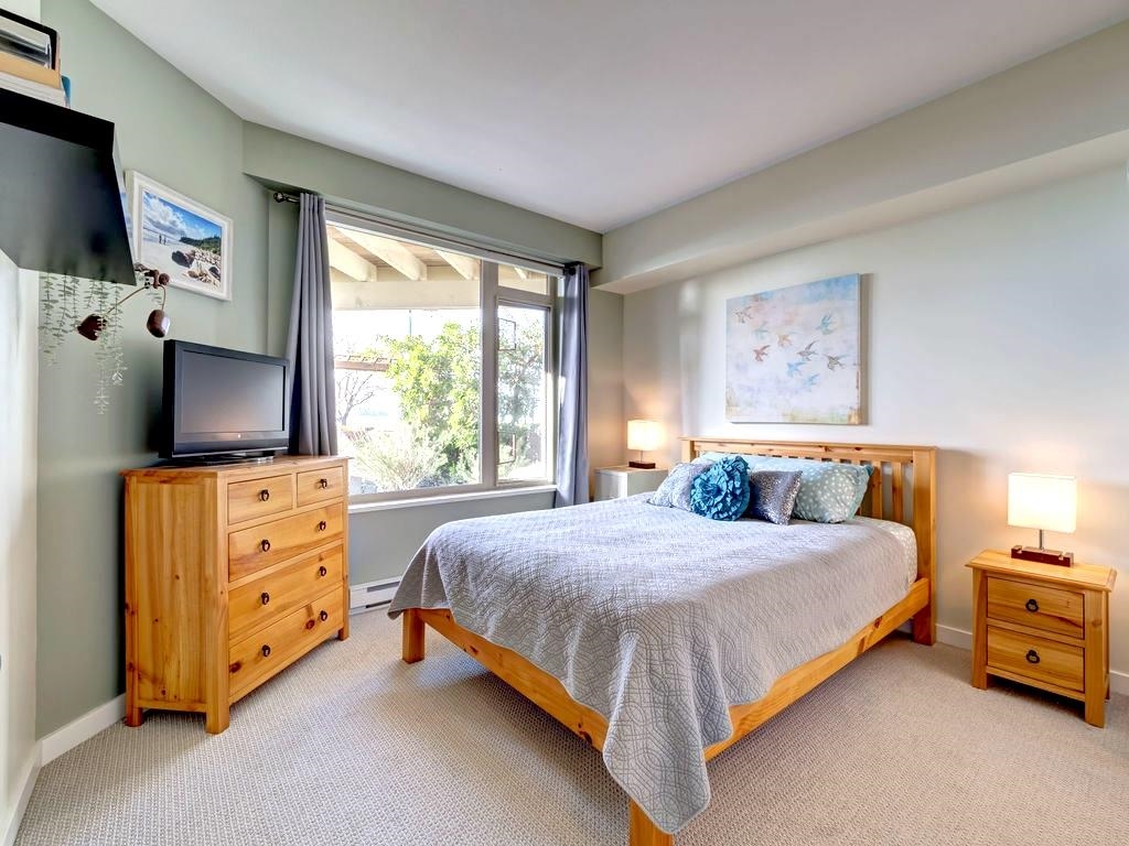 Bedroom 3 Photo of 105 5160 Davis Bay Road, Sechelt, BC