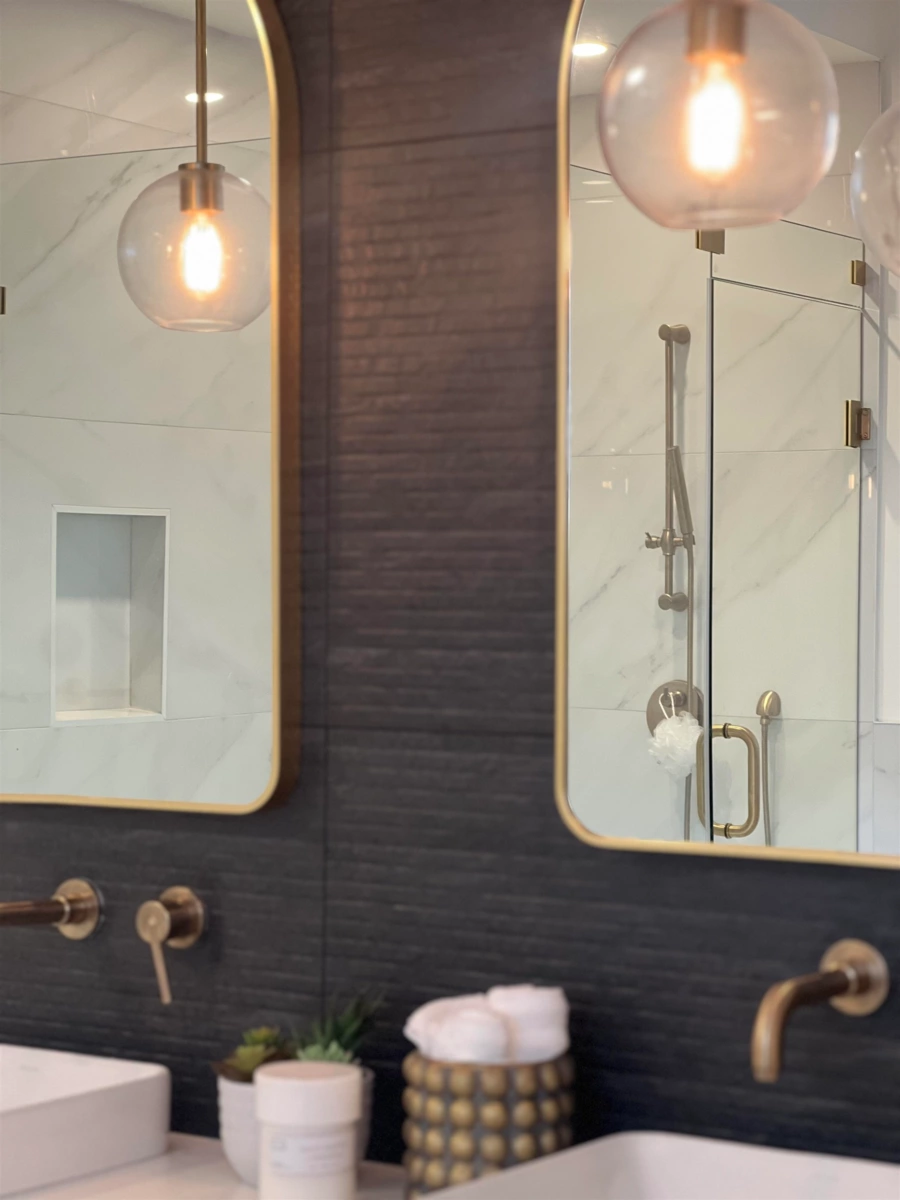 Garage Interior Photo of 2660 126th Street, Surrey, BC