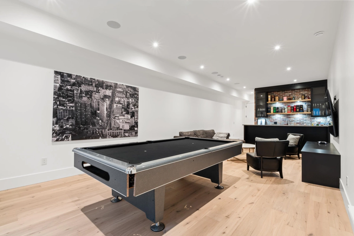 Hot Tub / Spa Photo of 2660 126th Street, Surrey, BC